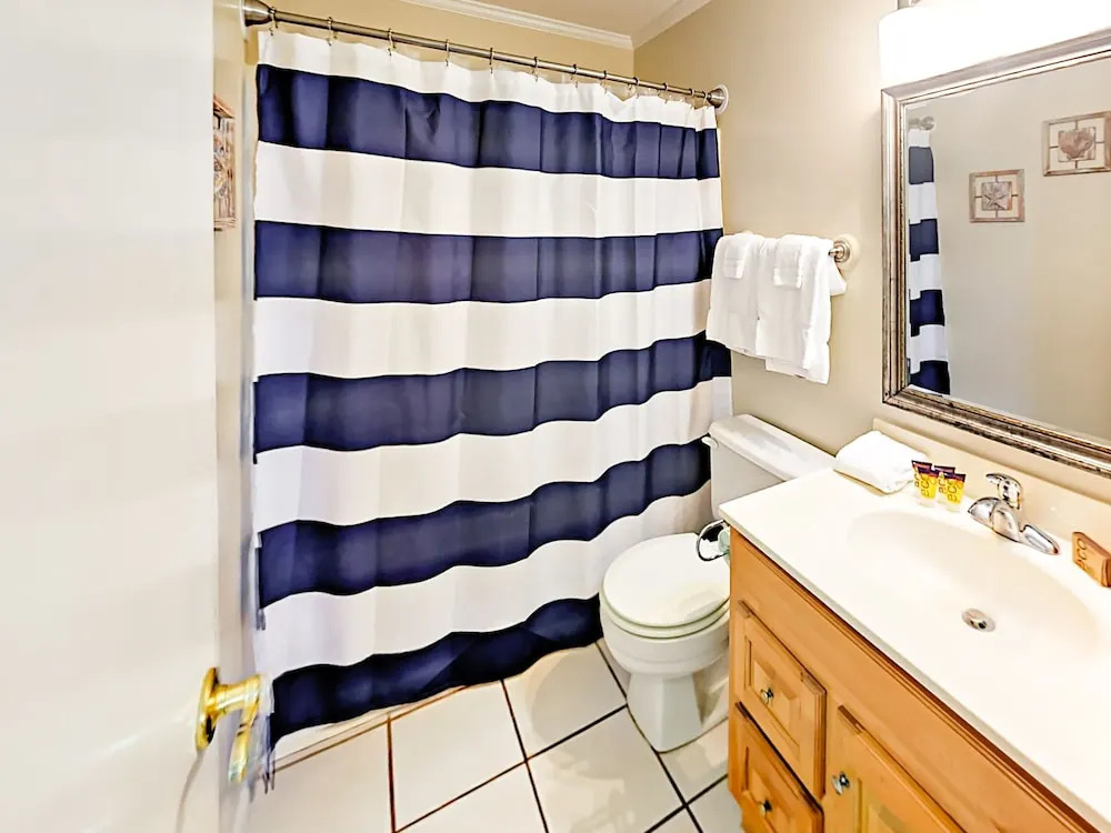 Coastal  In Orange Beach 2 Bedroom Condo