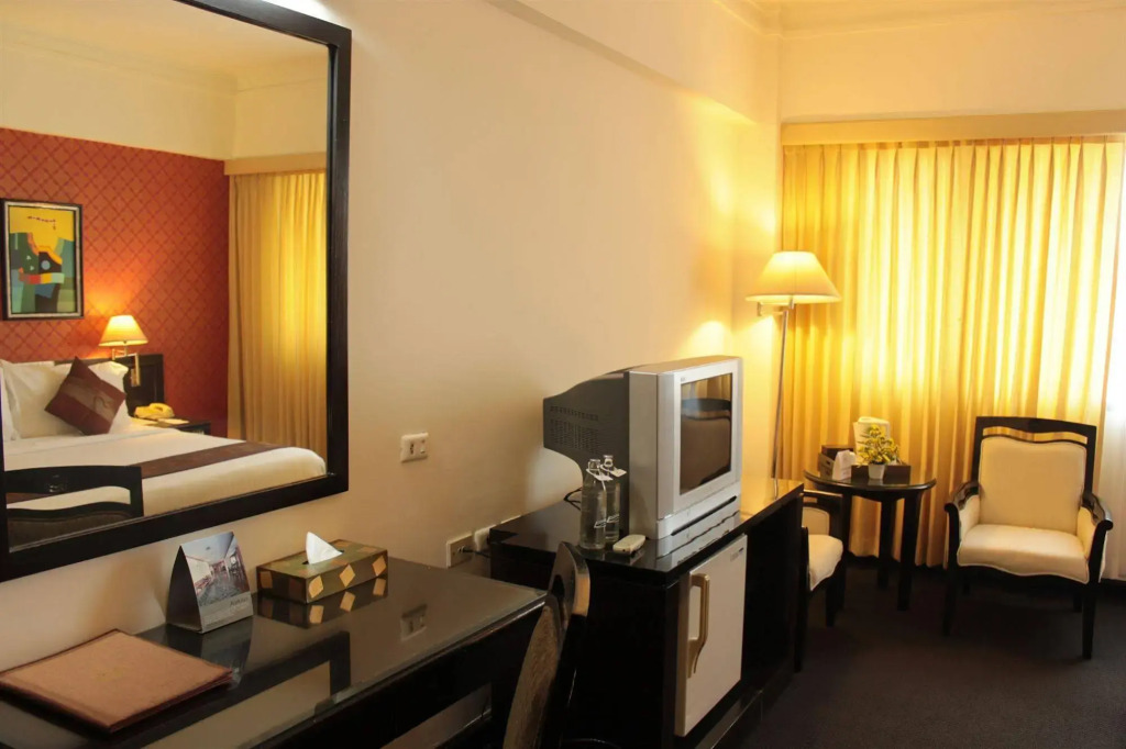 Chiang Mai Hill Hotel
