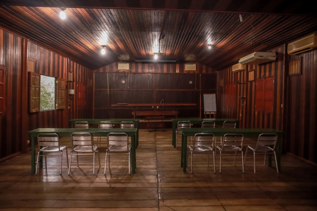 Amazonia Jungle Hotel
