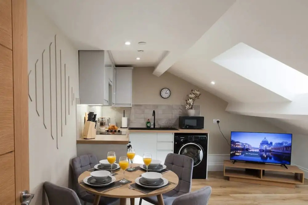 Central Harrogate Beautiful Bright 1-bedroom Apartment