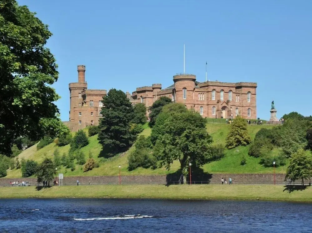 Inverness City Apartment