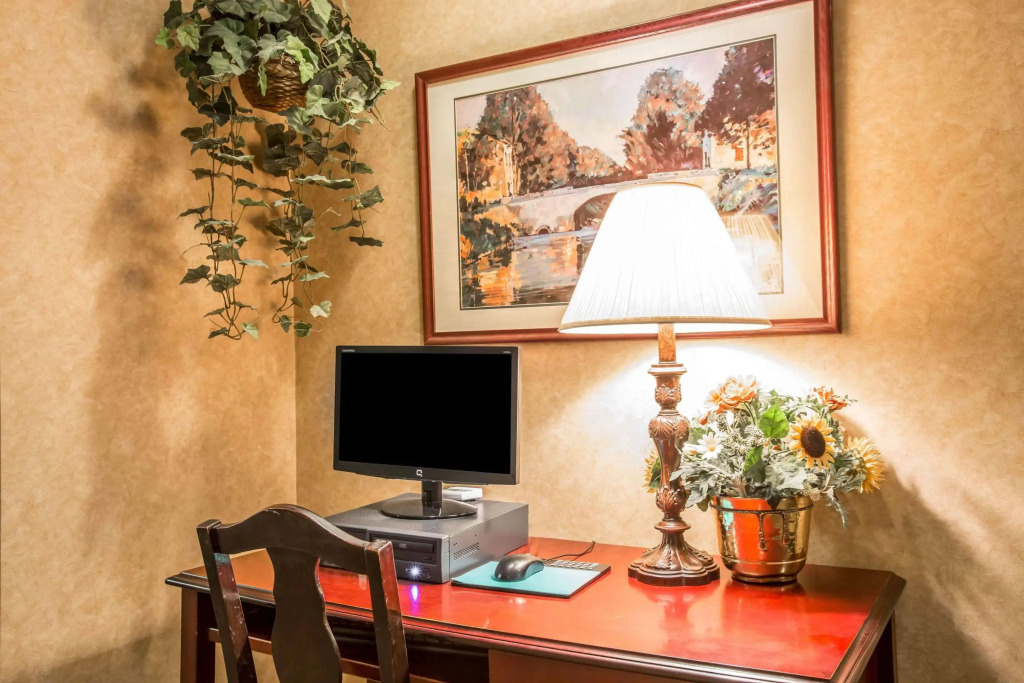 Quality Inn Greeneville - Tusculum