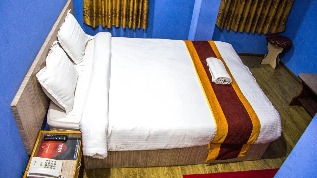 OYO 789 Hotel Shivam Plaza