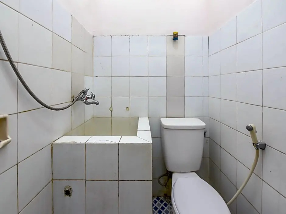OYO 90258 Hotel New Aprilla