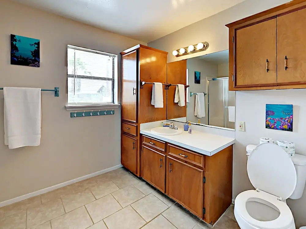 Loki Upper - One Bedroom Bungalow