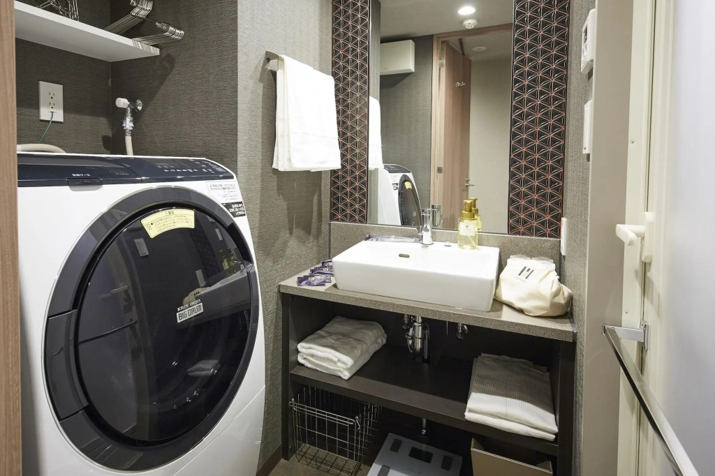 MONday Apart Premium Nihonbashi