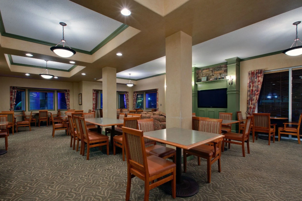 Holiday Inn Express & Suites Saskatoon Centre by IHG