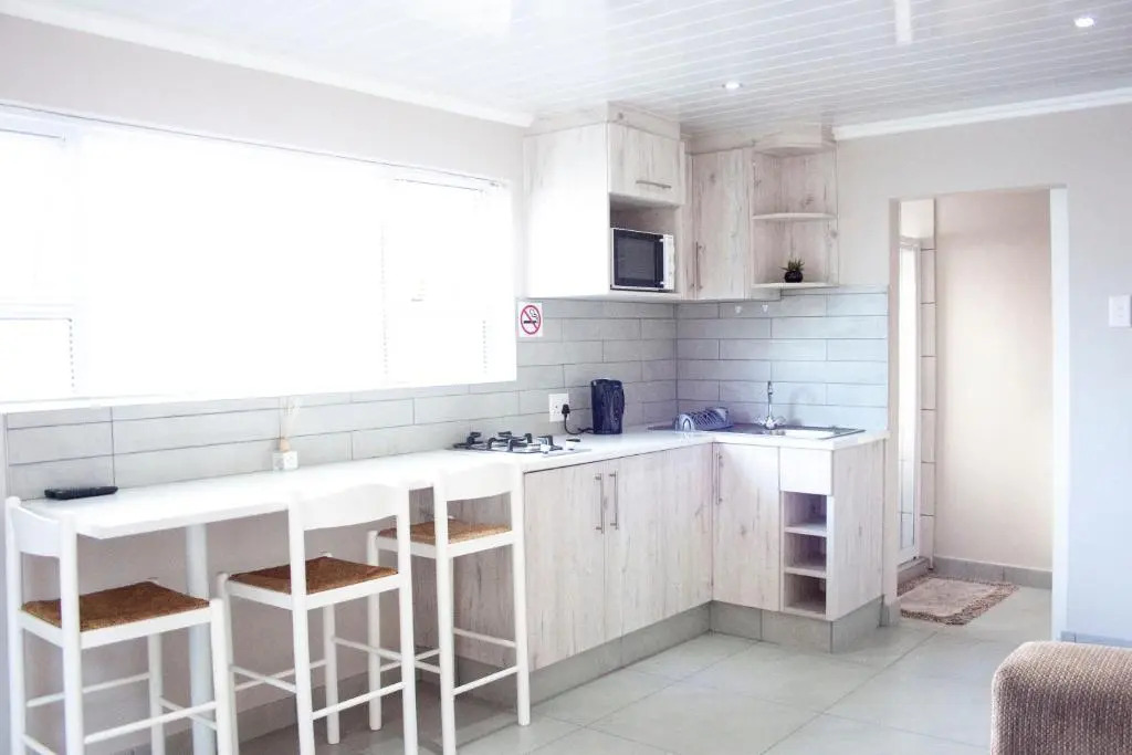 Kelzane Self-Catering