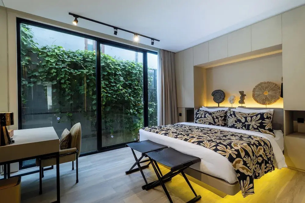Luxury 2BR Berawa Loft | Private Pool, Near Cafe