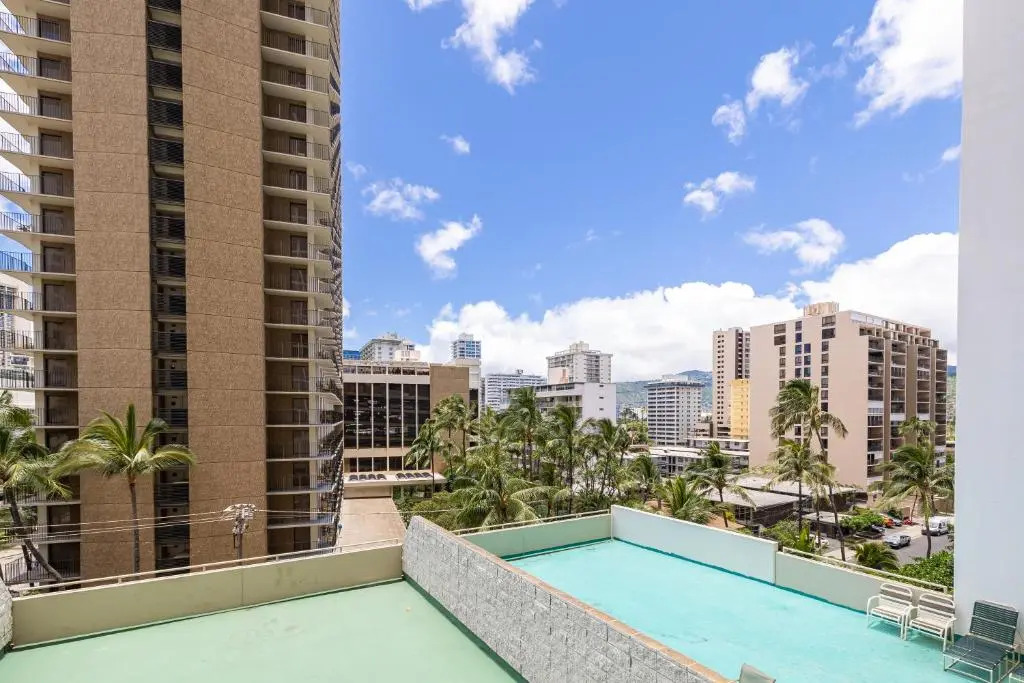 Beautiful 7th Floor with Partial Ocean Views | 1 Block to Beach | Free Parking & WIFI