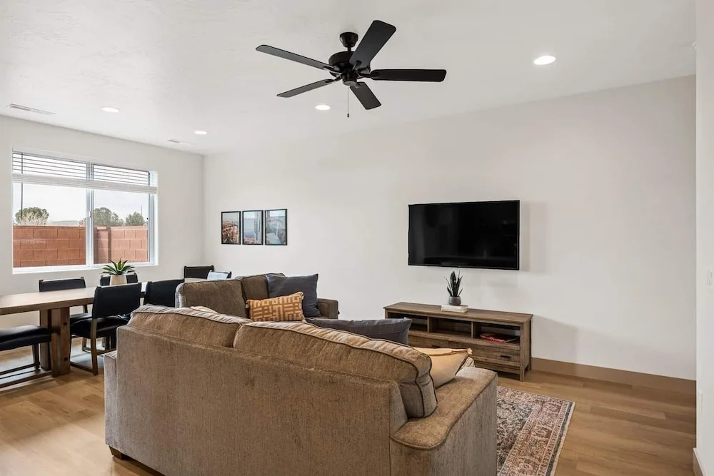 Cielo Blu Santa Clara #17 3 Bedroom Townhouse