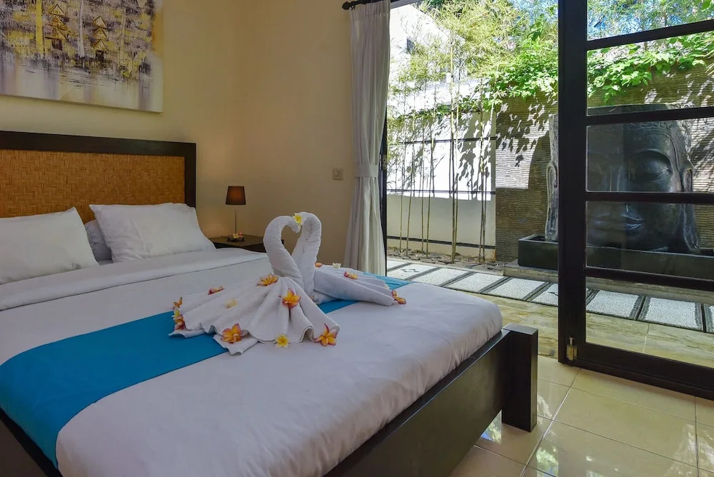 Villa Lovina Beach 1