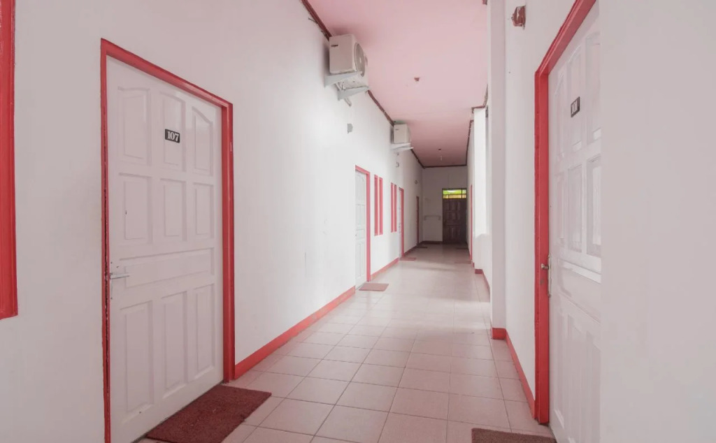 KoolKost Syariah near Ayani Mega Mall Pontianak