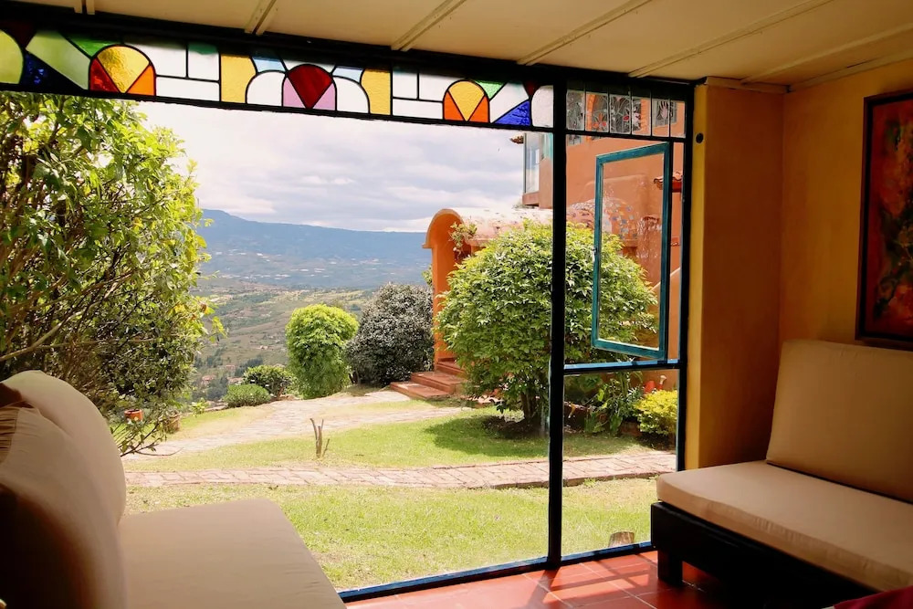 ApartaSuites Arcoiris