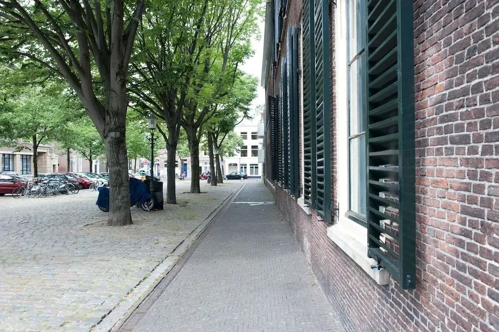 Modern Centre Apartments