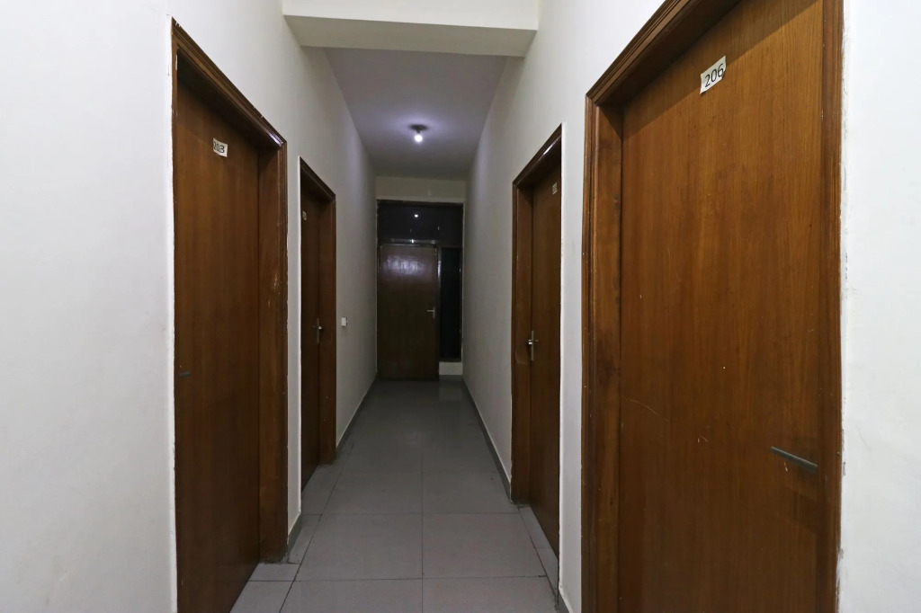 Hotel Akash Palace