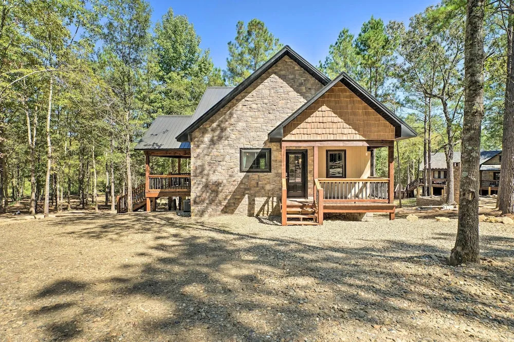 Modern Broken Bow Cabin, Near Lake + Wineries