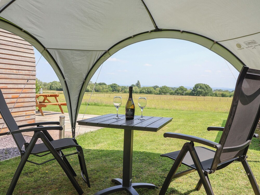 Honeypot Hideaways Luxury Glamping