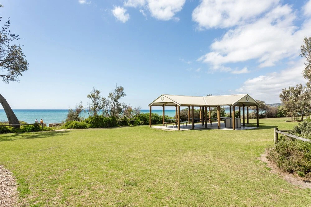 DROMANA Walk to Beach & Shops. Table Tennis + Netflix