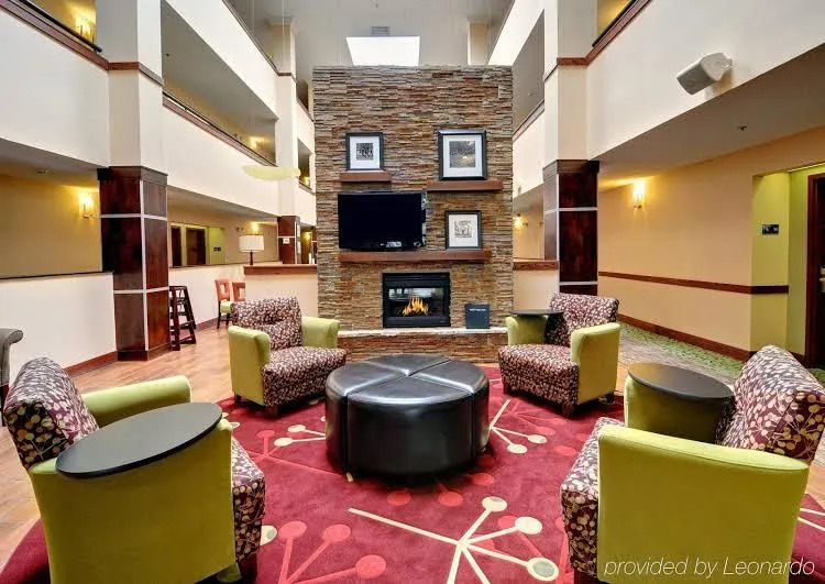 Homestead Inn East