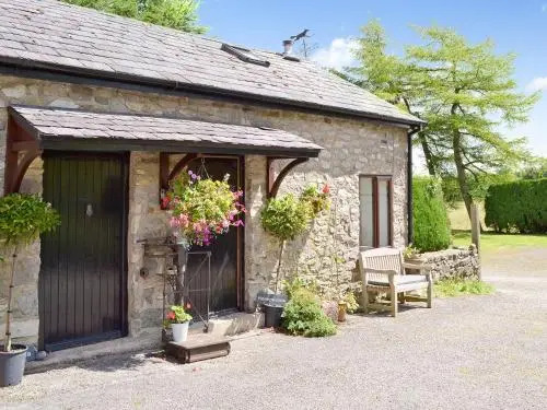 Honeysuckle Cottage