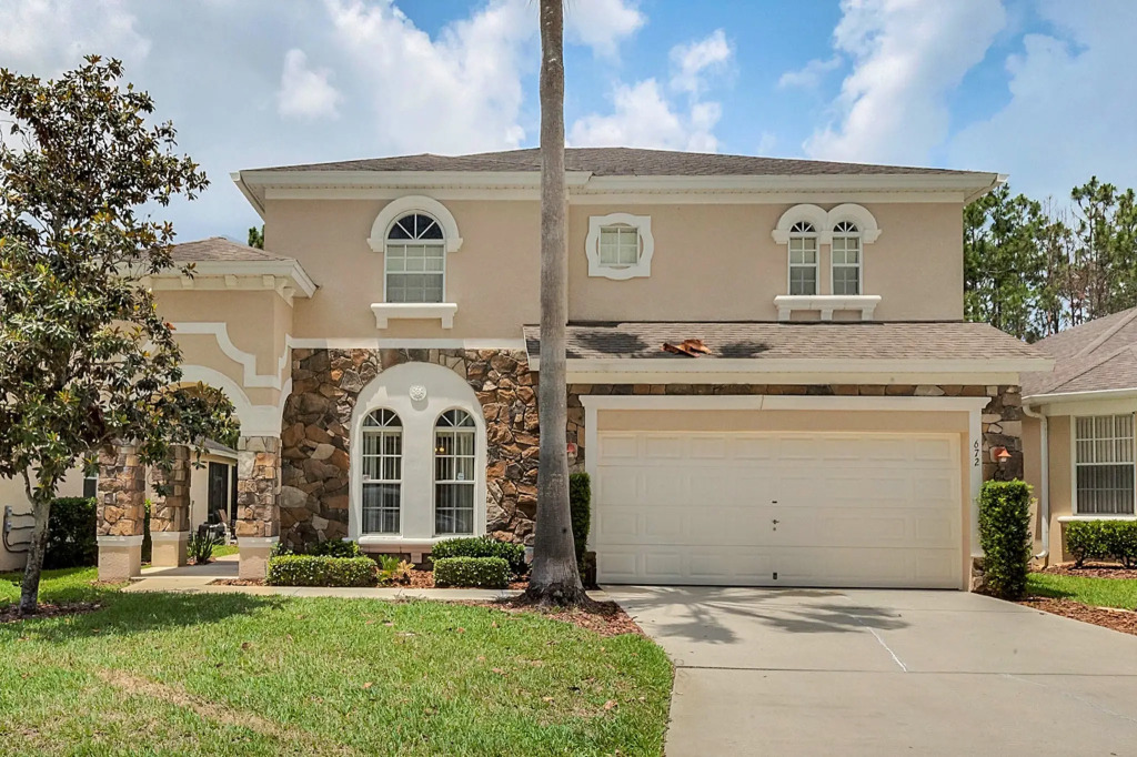 CP672OD - 5 beds pool & spa home with game room, Davenport, US