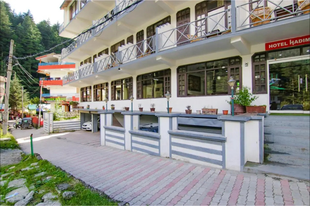 Hadimba Way Manali - Best Family Hotel