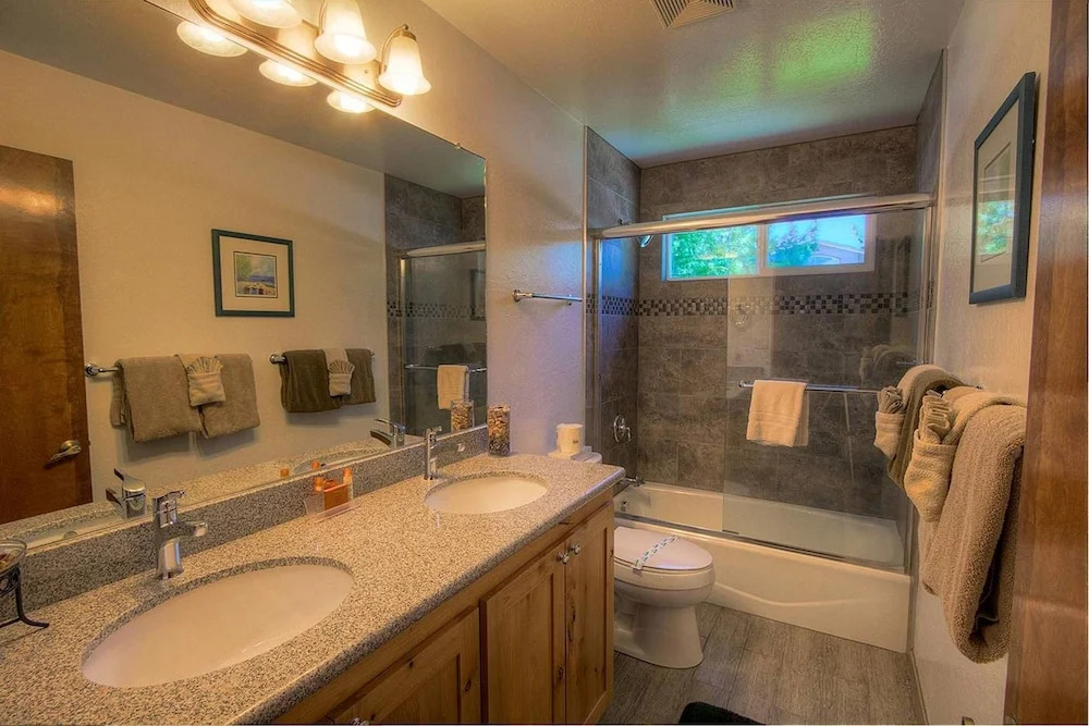 Rock Water Cove by Lake Tahoe Accommodations