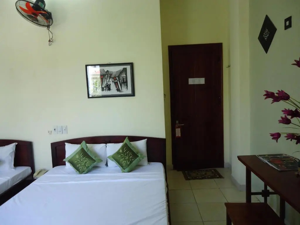 Nam Ngai Hotel