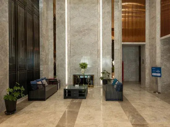 Huayi Hotel