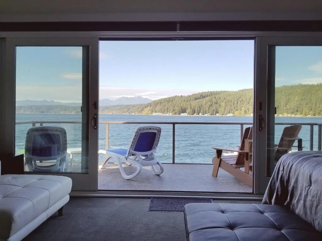 Luxury Lookout Hood Canal Vacation Rental