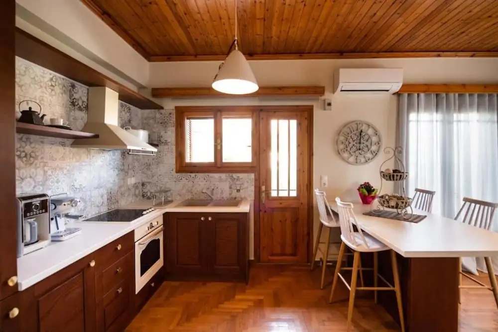 Rosas House Lefkada AV Properties
