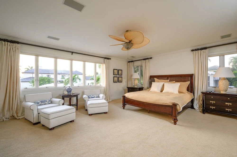 King Of Las Olas Waterway W/ Private Pool & Dock 5 Bedroom Home