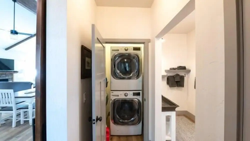 Scenic Wonders Half Dome Loft 3 Bedroom