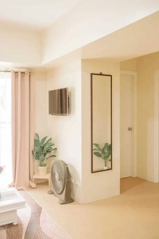 Spacious 1 Bedroom With a View