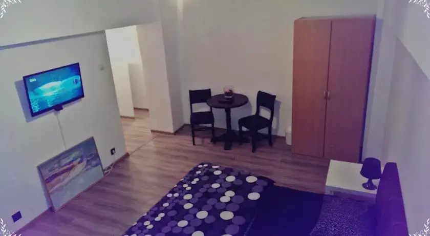 Marcos Apartments - self check-in