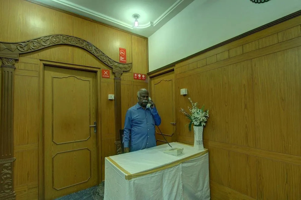 OYO 25080 Vivekam Home Stay