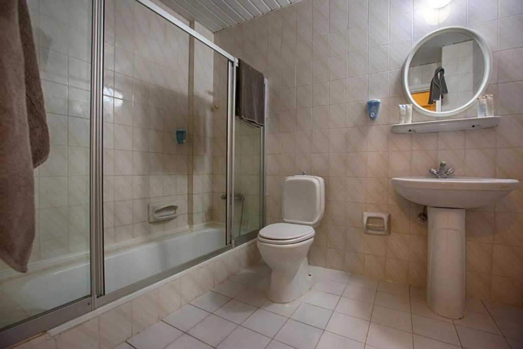 HMA Hotel & Suites