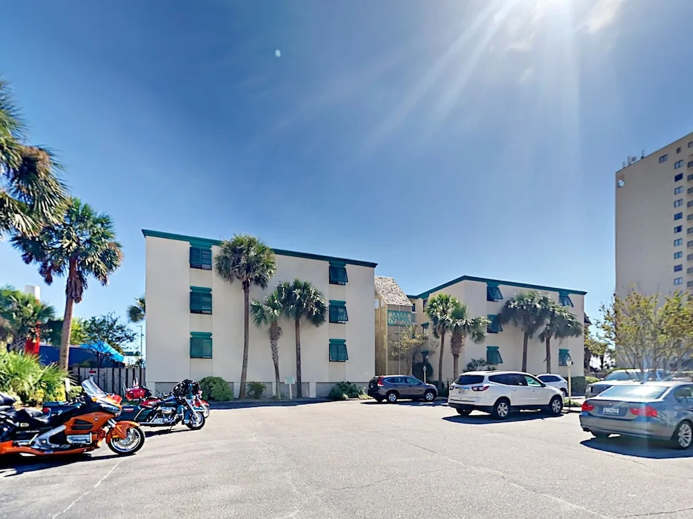 105 South Ocean Boulevard Condo 3 Bedrooms 2 Bathrooms Condo