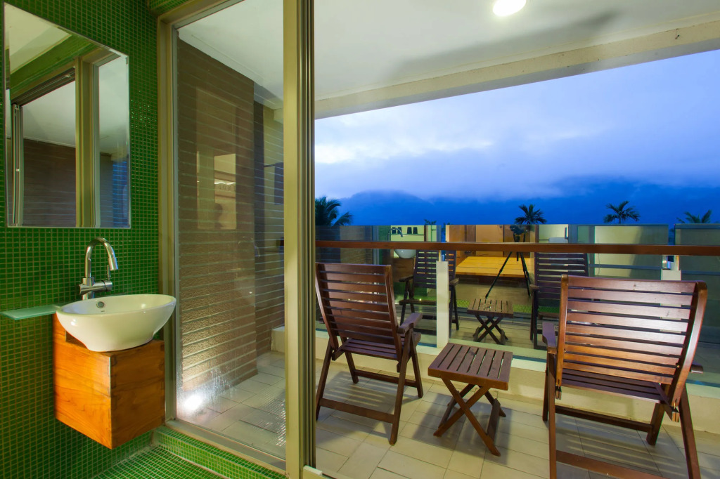Luminous Hot Spring Resort & SPA