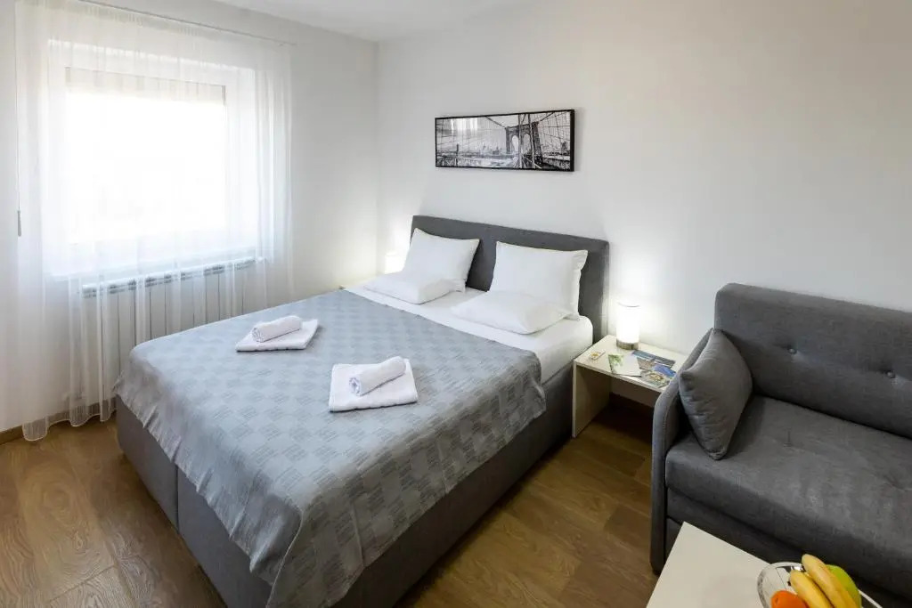 MB Apartment 2