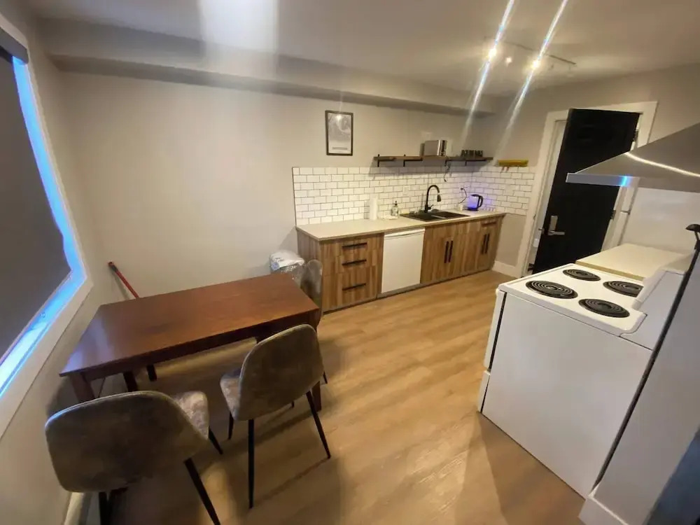 Newly Renovated 1br1ba With Asian Style