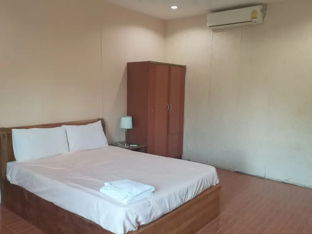 Aromdee Resort