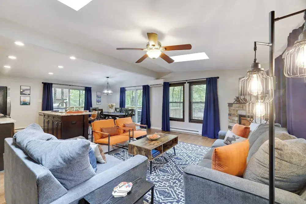 Moshannon Tree-lined Pocono Retreat w/ Hot Tub, Firepit & Pool Table