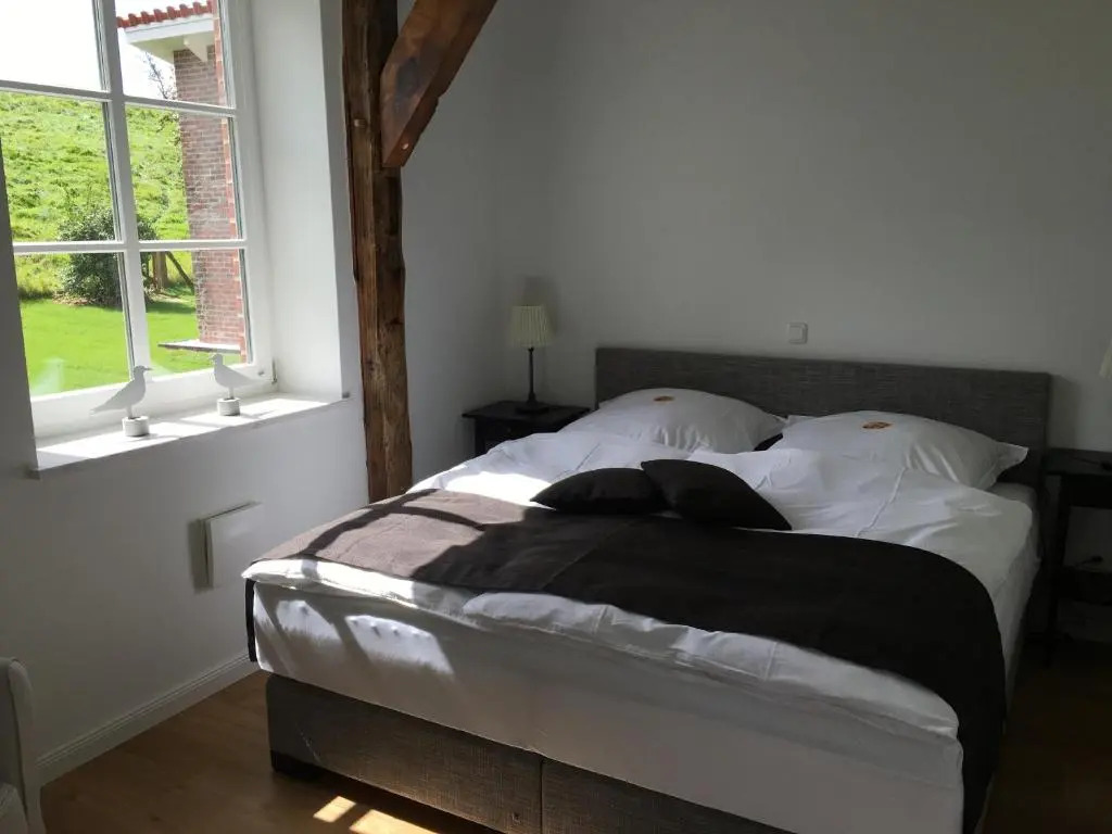 Elbe Boardinghouse