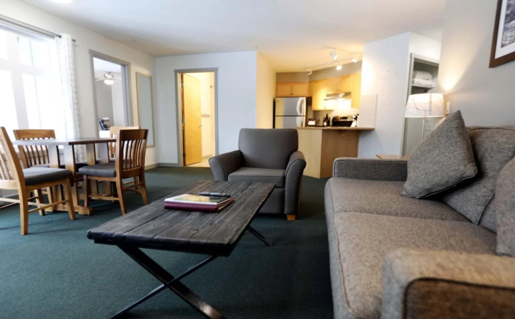 Windtower Lodge - Canmore