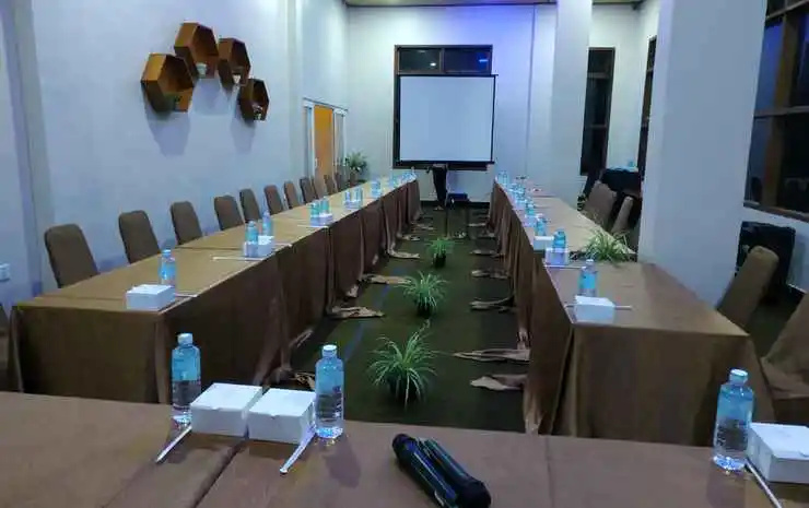Al Fattah Hotel Cafe And Meeting Room