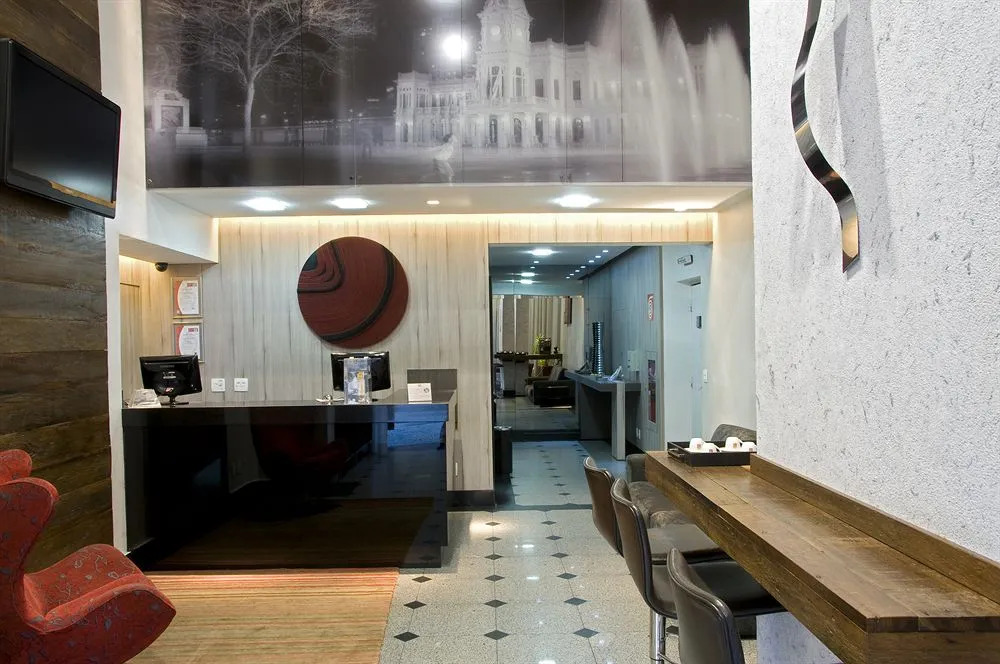 Bristol Golden Plaza Hotel