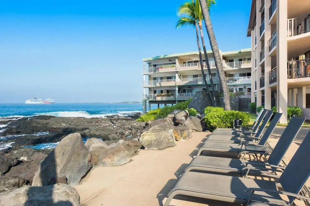 Kona Makai 1-204 Oceanview! AC! Remodeled! 2bd/2ba