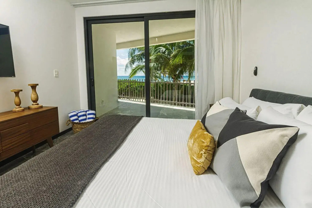 It Beach Condo